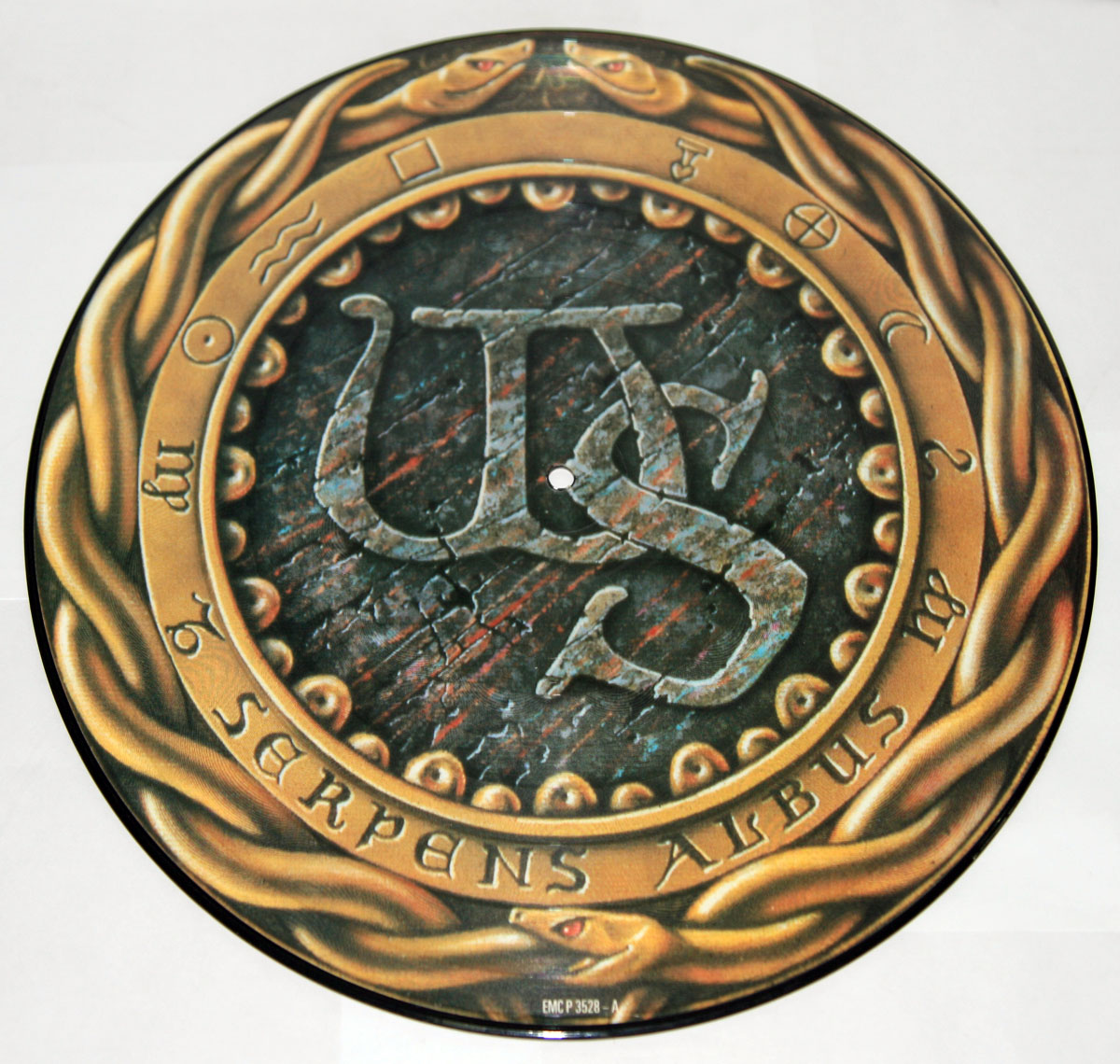 High Resolution Photos of whitesnake picture disc pd 